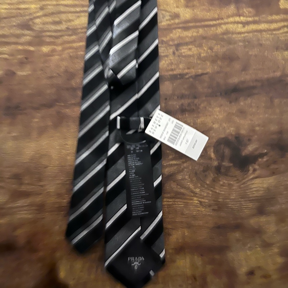 Men’s tie